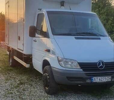 Мерседес Sprinter 2002 в Ивано-Франковске на Automoto.ua Белый Мерседес Sprinter, объемом двигателя 2.7 л и пробегом 621 тыс. км за 22000 $, фото 1 на Automoto.ua