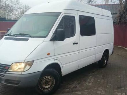 Мерседес Sprinter 2002 у Миколаєві на Automoto.ua Білий Мерседес Sprinter, об'ємом двигуна 2.15 л та пробігом 650 тис. км за 7500 $, фото 1 на Automoto.ua