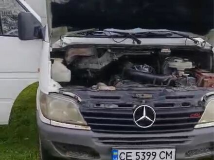 Мерседес Sprinter 2002 у Чернівцях на Automoto.ua Білий Мерседес Sprinter, об'ємом двигуна 2.2 л та пробігом 420 тис. км за 4500 $, фото 1 на Automoto.ua