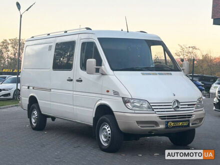 Белый Мерседес Sprinter, объемом двигателя 2.2 л и пробегом 200 тыс. км за 18000 $, фото 1 на Automoto.ua