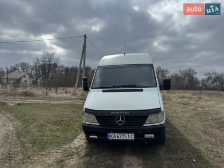 Мерседес Sprinter 2002 в Фастове на Automoto.ua Белый Мерседес Sprinter, объемом двигателя 2.1 л и пробегом 850 тыс. км за 4700 $, фото 1 на Automoto.ua