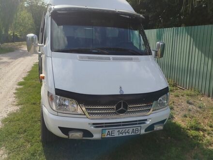 Білий Мерседес Sprinter, об'ємом двигуна 2.1 л та пробігом 333 тис. км за 9000 $, фото 1 на Automoto.ua