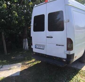Белый Мерседес Sprinter, объемом двигателя 2.15 л и пробегом 450 тыс. км за 7500 $, фото 1 на Automoto.ua
