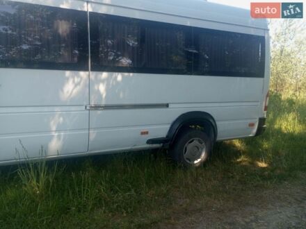 Білий Мерседес Sprinter, об'ємом двигуна 2.15 л та пробігом 650 тис. км за 10700 $, фото 1 на Automoto.ua