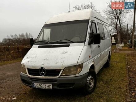 Мерседес Sprinter 2002 в Самборе на Automoto.ua Белый Мерседес Sprinter, объемом двигателя 2.19 л и пробегом 560 тыс. км за 5200 $, фото 1 на Automoto.ua