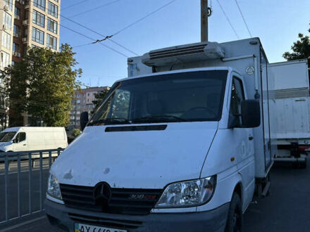 Белый Мерседес Sprinter, объемом двигателя 2.15 л и пробегом 590 тыс. км за 6500 $, фото 1 на Automoto.ua