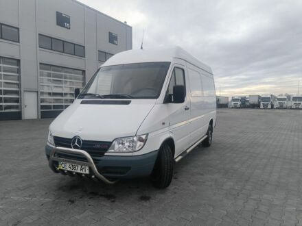 Белый Мерседес Sprinter, объемом двигателя 2.7 л и пробегом 330 тыс. км за 12000 $, фото 1 на Automoto.ua