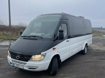Білий Мерседес Sprinter, об'ємом двигуна 2.69 л та пробігом 400 тис. км за 21999 $, фото 1 на Automoto.ua