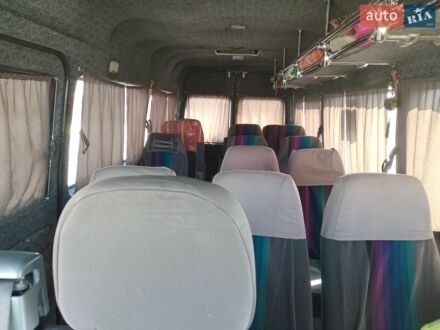 Белый Мерседес Sprinter, объемом двигателя 2.2 л и пробегом 370 тыс. км за 7800 $, фото 1 на Automoto.ua