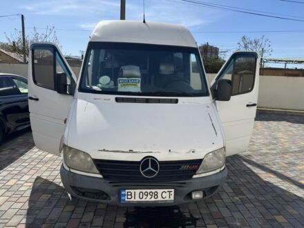 Мерседес Sprinter 2002 в Одессе на Automoto.ua Белый Мерседес Sprinter, объемом двигателя 2.1 л и пробегом 100 тыс. км за 2700 $, фото 1 на Automoto.ua