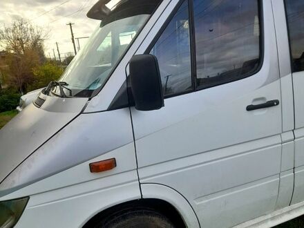 Белый Мерседес Sprinter, объемом двигателя 2.2 л и пробегом 0 тыс. км за 8000 $, фото 1 на Automoto.ua