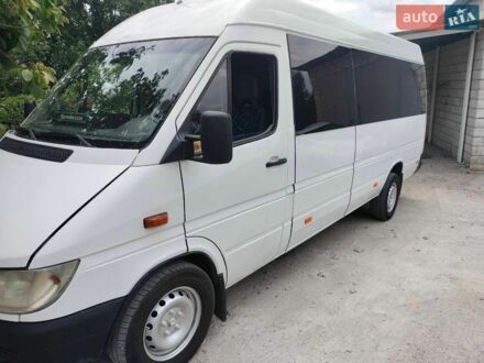 Белый Мерседес Sprinter, объемом двигателя 2.15 л и пробегом 942 тыс. км за 7800 $, фото 1 на Automoto.ua