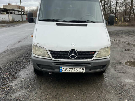 Мерседес Sprinter 2002 в Ковель на Automoto.ua Белый Мерседес Sprinter, объемом двигателя 2.69 л и пробегом 980 тыс. км за 11900 $, фото 1 на Automoto.ua