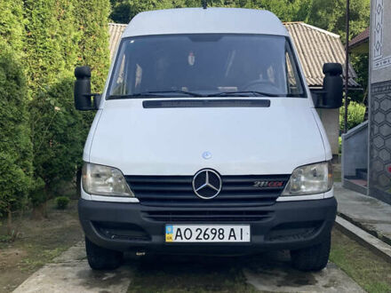Мерседес Sprinter 2002 у Ужгороді на Automoto.ua Білий Мерседес Sprinter, об'ємом двигуна 2.2 л та пробігом 468 тис. км за 10200 $, фото 1 на Automoto.ua