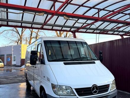 Белый Мерседес Sprinter, объемом двигателя 2.1 л и пробегом 500 тыс. км за 7500 $, фото 1 на Automoto.ua