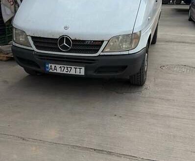 Белый Мерседес Sprinter, объемом двигателя 2.2 л и пробегом 510 тыс. км за 9500 $, фото 1 на Automoto.ua