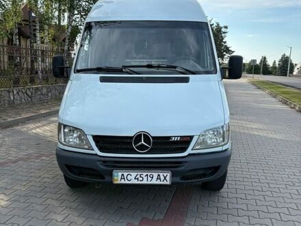 Білий Мерседес Sprinter, об'ємом двигуна 2.1 л та пробігом 408 тис. км за 8000 $, фото 1 на Automoto.ua