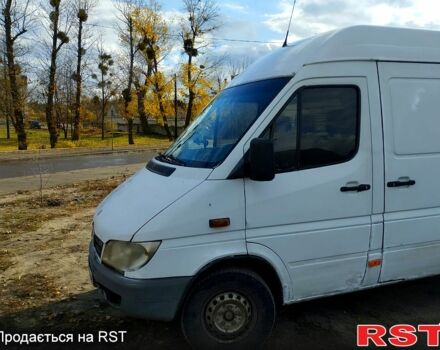 Білий Мерседес Sprinter, об'ємом двигуна 2.2 л та пробігом 550 тис. км за 7000 $, фото 1 на Automoto.ua