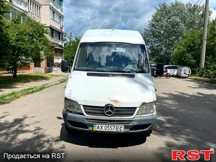 Белый Мерседес Sprinter, объемом двигателя 2.2 л и пробегом 0 тыс. км за 5000 $, фото 1 на Automoto.ua