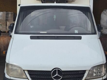 Белый Мерседес Sprinter, объемом двигателя 2.15 л и пробегом 400 тыс. км за 6200 $, фото 1 на Automoto.ua