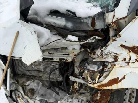 Белый Мерседес Sprinter, объемом двигателя 2.7 л и пробегом 320 тыс. км за 4500 $, фото 1 на Automoto.ua