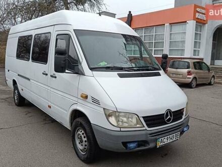 Мерседес Sprinter 2003 в Луцке на Automoto.ua Белый Мерседес Sprinter, объемом двигателя 2.69 л и пробегом 861 тыс. км за 12000 $, фото 1 на Automoto.ua