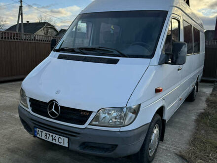 Мерседес Sprinter 2003 у Івано-Франківську на Automoto.ua Білий Мерседес Sprinter, об'ємом двигуна 2.7 л та пробігом 600 тис. км за 10000 $, фото 1 на Automoto.ua