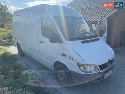 Мерседес Sprinter 2003 у Луцьку на Automoto.ua Білий Мерседес Sprinter, об'ємом двигуна 2.1 л та пробігом 570 тис. км за 9000 $, фото 1 на Automoto.ua