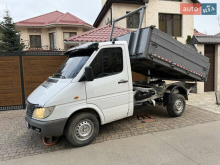 Белый Мерседес Sprinter, объемом двигателя 2.15 л и пробегом 322 тыс. км за 11500 $, фото 1 на Automoto.ua