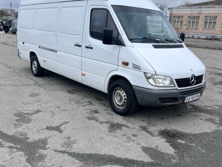 Білий Мерседес Sprinter, об'ємом двигуна 2.2 л та пробігом 300 тис. км за 11000 $, фото 1 на Automoto.ua