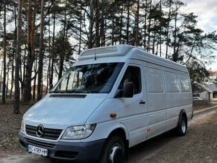 Белый Мерседес Sprinter, объемом двигателя 2.7 л и пробегом 420 тыс. км за 15500 $, фото 1 на Automoto.ua