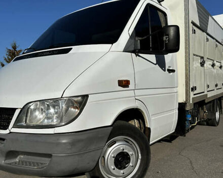 Белый Мерседес Sprinter, объемом двигателя 0 л и пробегом 451 тыс. км за 13800 $, фото 1 на Automoto.ua
