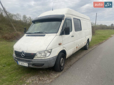 Білий Мерседес Sprinter, об'ємом двигуна 2.69 л та пробігом 750 тис. км за 7500 $, фото 1 на Automoto.ua