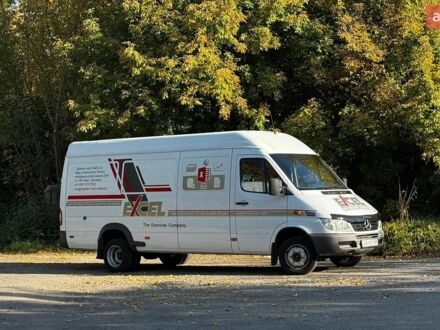 Белый Мерседес Sprinter, объемом двигателя 2.2 л и пробегом 485 тыс. км за 12000 $, фото 1 на Automoto.ua