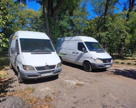 Белый Мерседес Sprinter, объемом двигателя 2.1 л и пробегом 958 тыс. км за 1000 $, фото 1 на Automoto.ua