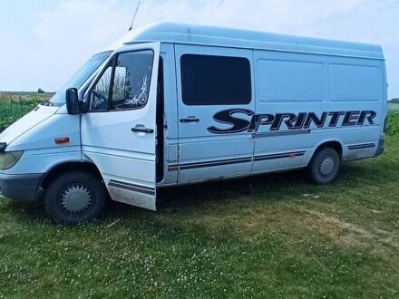 Білий Мерседес Sprinter, об'ємом двигуна 2.15 л та пробігом 190 тис. км за 7100 $, фото 1 на Automoto.ua