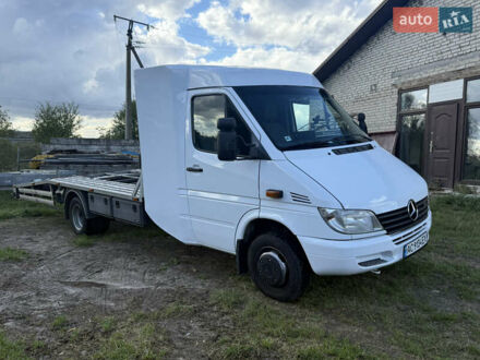 Белый Мерседес Sprinter, объемом двигателя 2.69 л и пробегом 403 тыс. км за 20000 $, фото 1 на Automoto.ua