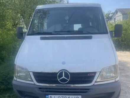 Мерседес Sprinter 2003 в Киеве на Automoto.ua Белый Мерседес Sprinter, объемом двигателя 2.15 л и пробегом 790 тыс. км за 5499 $, фото 1 на Automoto.ua