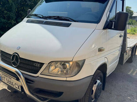 Белый Мерседес Sprinter, объемом двигателя 2.69 л и пробегом 312 тыс. км за 14499 $, фото 1 на Automoto.ua