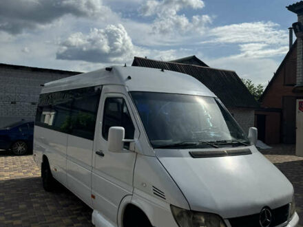 Мерседес Sprinter 2003 в Броварах на Automoto.ua Белый Мерседес Sprinter, объемом двигателя 2.15 л и пробегом 793 тыс. км за 9800 $, фото 1 на Automoto.ua