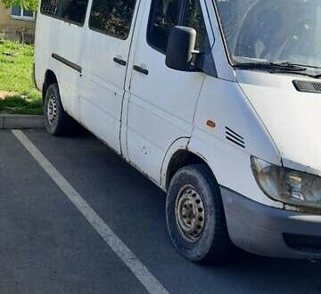 Білий Мерседес Sprinter, об'ємом двигуна 2.15 л та пробігом 500 тис. км за 4999 $, фото 1 на Automoto.ua