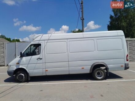 Белый Мерседес Sprinter, объемом двигателя 2.69 л и пробегом 421 тыс. км за 15800 $, фото 1 на Automoto.ua