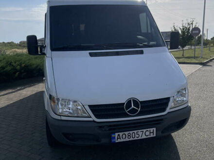 Мерседес Sprinter 2003 у Виноградове на Automoto.ua Білий Мерседес Sprinter, об'ємом двигуна 2.2 л та пробігом 400 тис. км за 7500 $, фото 1 на Automoto.ua