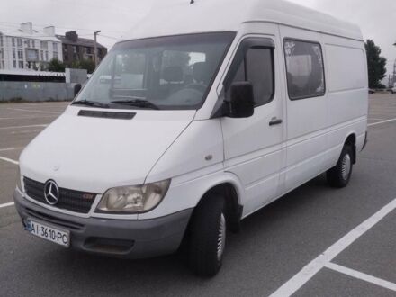 Белый Мерседес Sprinter, объемом двигателя 2.15 л и пробегом 568 тыс. км за 7999 $, фото 1 на Automoto.ua