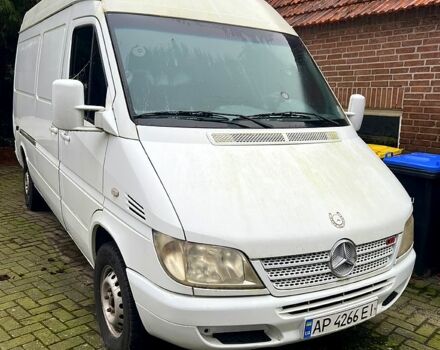 Белый Мерседес Sprinter, объемом двигателя 2.1 л и пробегом 450 тыс. км за 8170 $, фото 1 на Automoto.ua