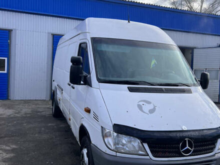 Білий Мерседес Sprinter, об'ємом двигуна 2.69 л та пробігом 626 тис. км за 9999 $, фото 1 на Automoto.ua