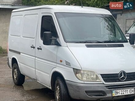 Белый Мерседес Sprinter, объемом двигателя 2.14 л и пробегом 492 тыс. км за 7200 $, фото 1 на Automoto.ua