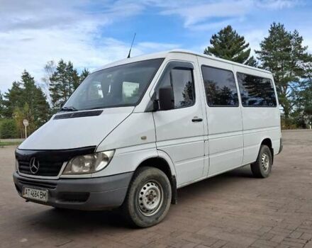Мерседес Sprinter 2003 в Рожнятове на Automoto.ua Белый Мерседес Sprinter, объемом двигателя 2.69 л и пробегом 580 тыс. км за 7700 $, фото 1 на Automoto.ua