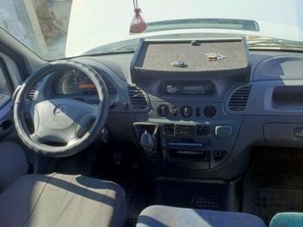 Белый Мерседес Sprinter, объемом двигателя 2.69 л и пробегом 760 тыс. км за 8000 $, фото 1 на Automoto.ua