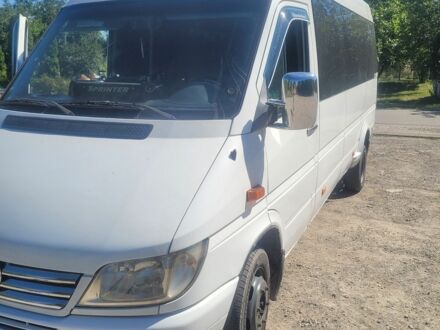 Білий Мерседес Sprinter, об'ємом двигуна 2.69 л та пробігом 575 тис. км за 13800 $, фото 1 на Automoto.ua